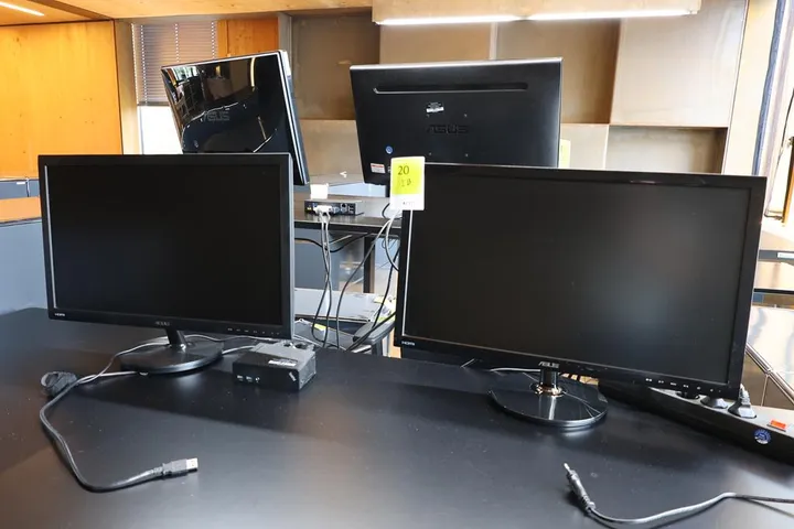 2 x ASUS Bildschirm